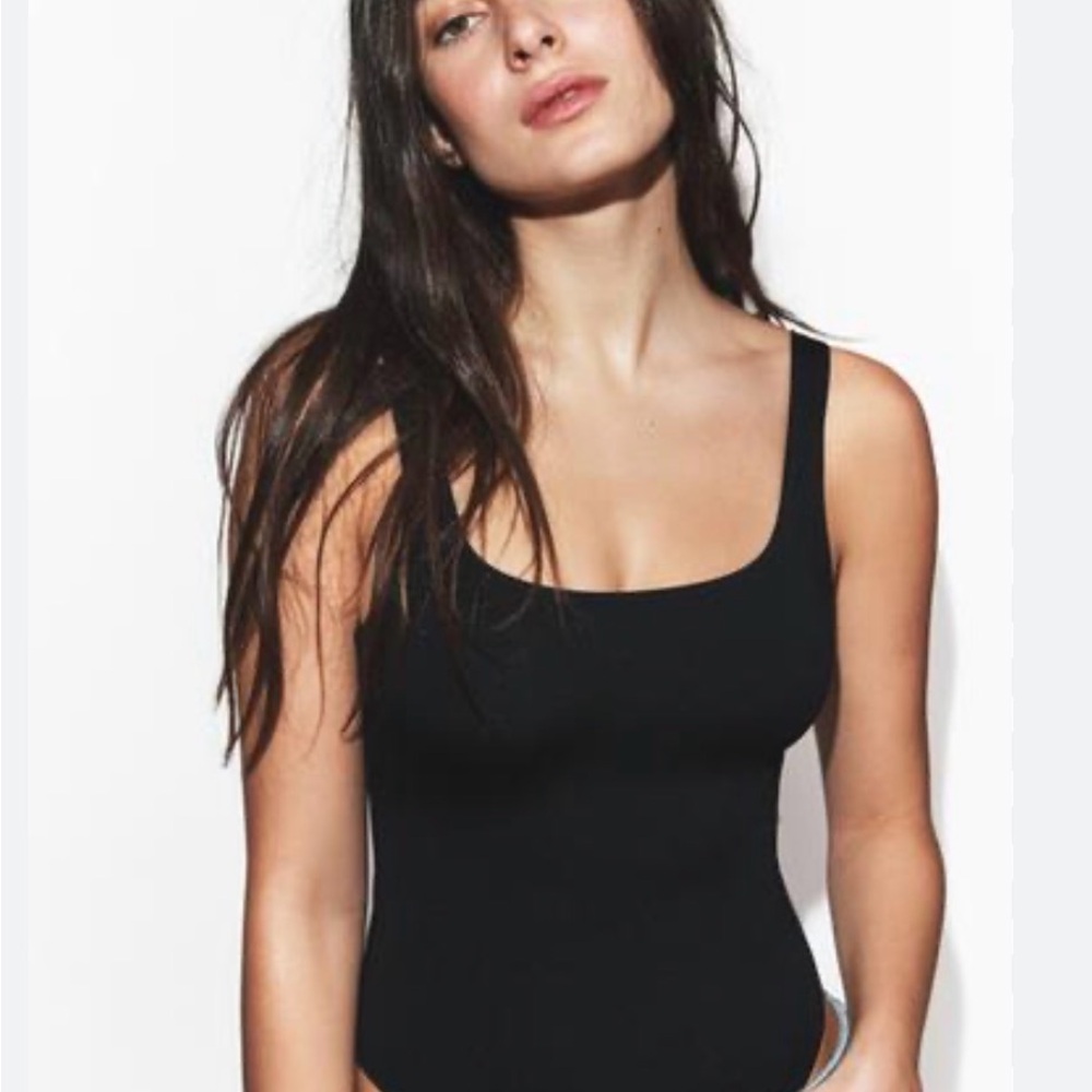 Zara Black Sleeveless Bodysuit